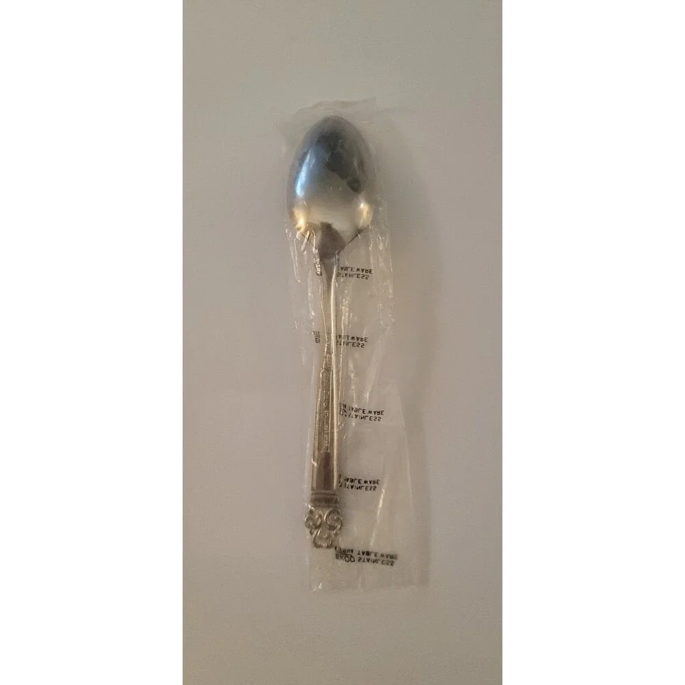 Vintage Ekco Eterna Stainless Steel Crown Tiara Teaspoon 6 1/8